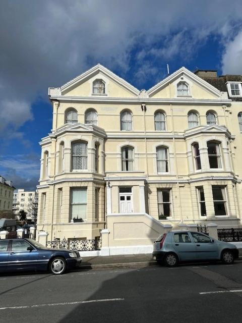 Appletree Hotel 伊斯特布恩 外观 照片